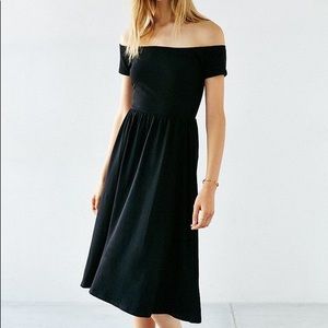 Urban Outfitters Women’s Midi Dress